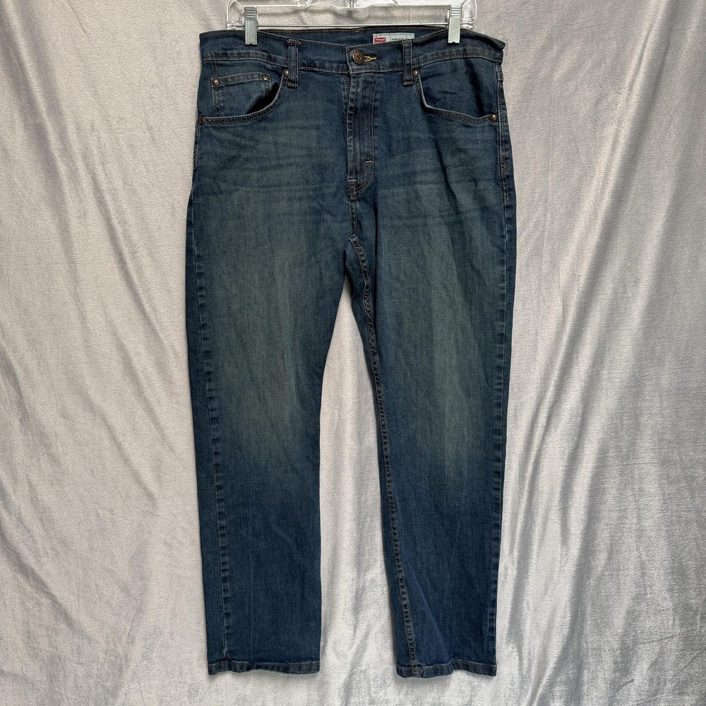 Wrangler Jeans Mens 34x30 Blue Athletic Fit Stretch Denim Medium Wash Casual